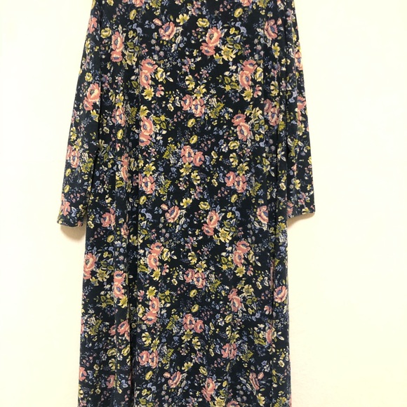 Lularoe Sarah Sweater, size Large. - Picture 2 of 5